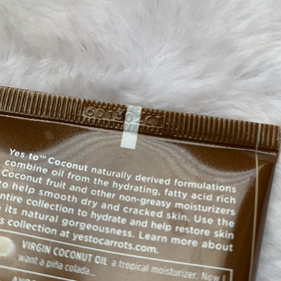 3 Ultra Hydrating Facial Masks donating - Picture 3 of 4